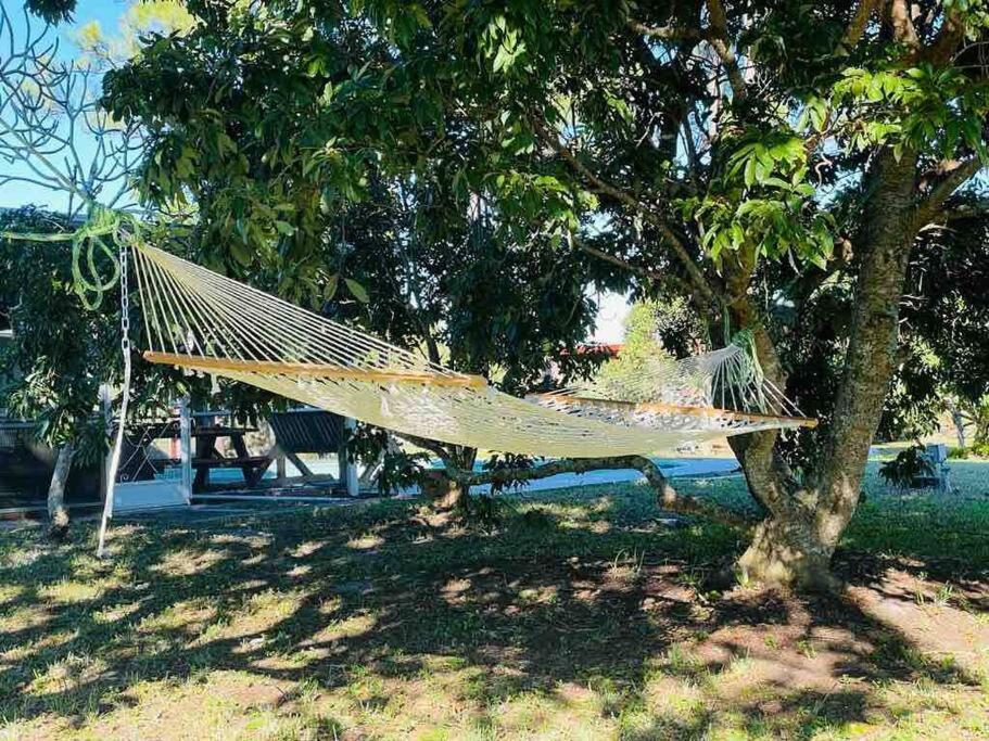 Ananda Farmhouse And Retreat. Lake Worth Beach Exterior photo
